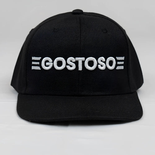 Black snapback cap with white embroidered 3D puff gostoso logo and triple horizontal stripes on each side