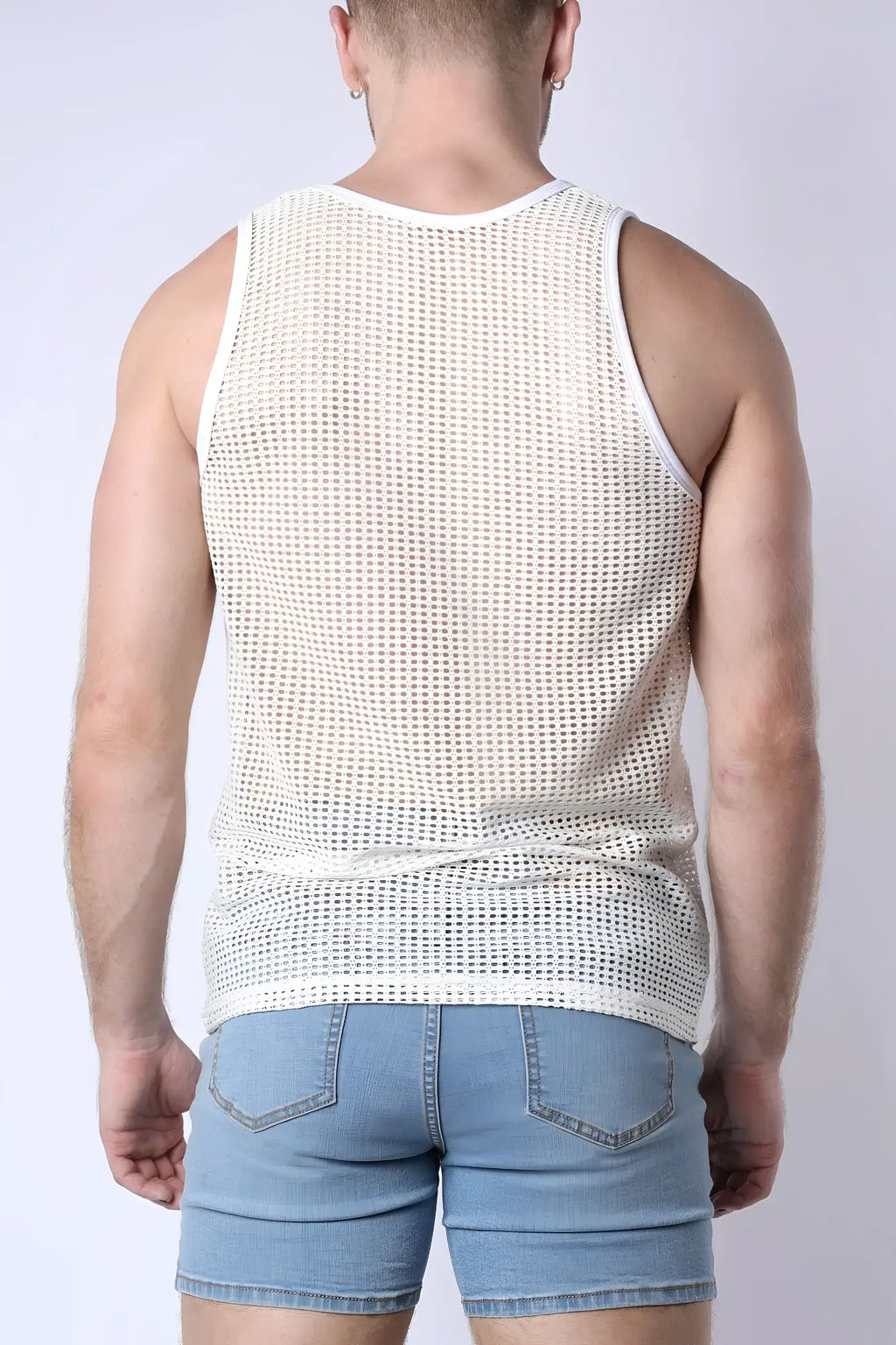 White palm canyon mesh tank top with fitted breathable design made of lightweight mesh fabric