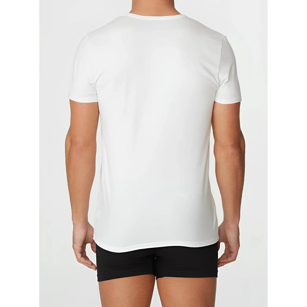 White crew-neck t-shirt with short sleeves made of soft cotton fabric by Parker & Max PMFPCS_TCN1