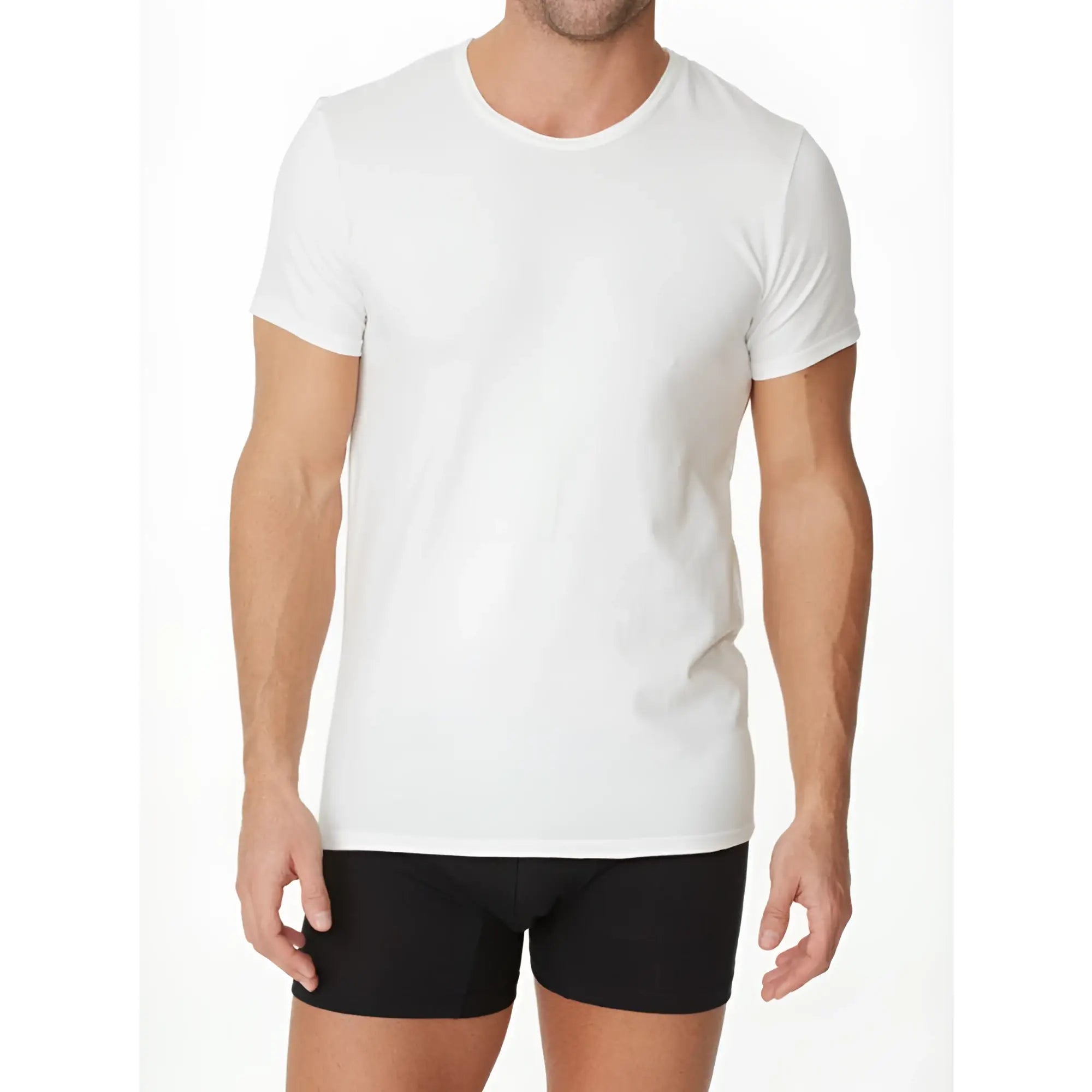 White crew-neck t-shirt made of soft cotton fabric by Parker & Max PMFPCS_TDVN1 for comfortable casual wear