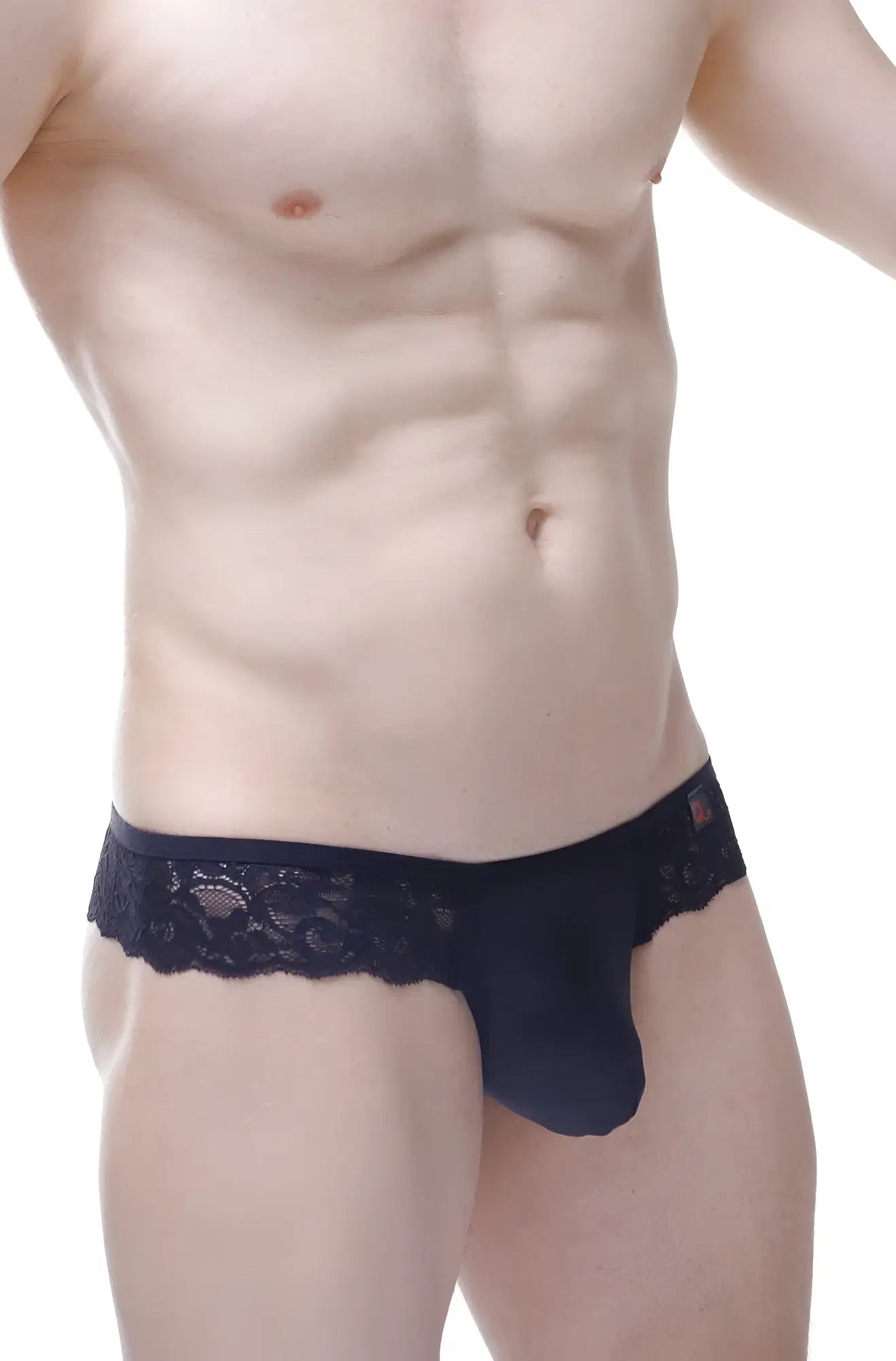 PetitQ bikini oupar satin black black lace-trimmed men’s thong with smooth form-fitting satin design