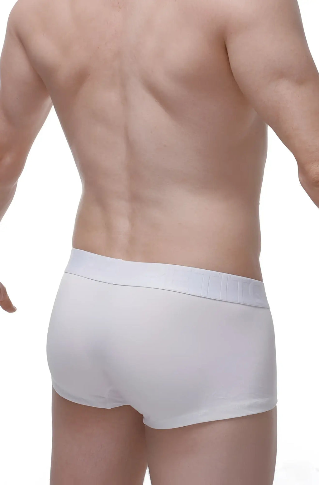 White cotton PetitQ Boxer Løve briefs with smooth fitted design and elastic waistband for comfortable wear