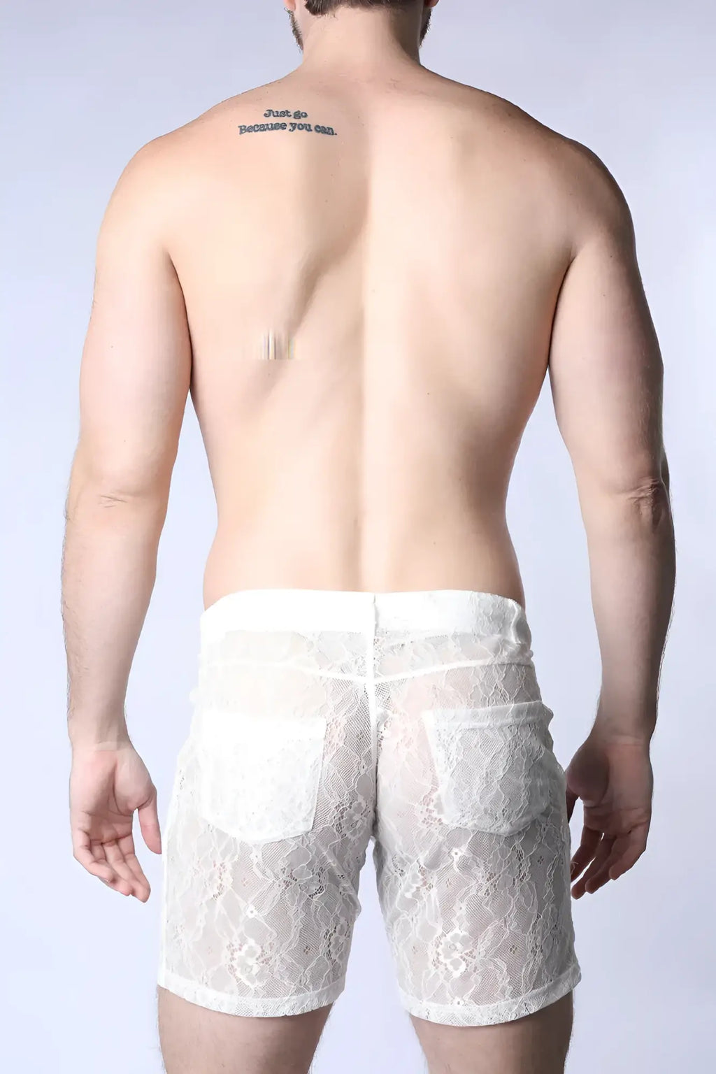 White lace shorts with floral pattern and two front pockets from positano lace short collection