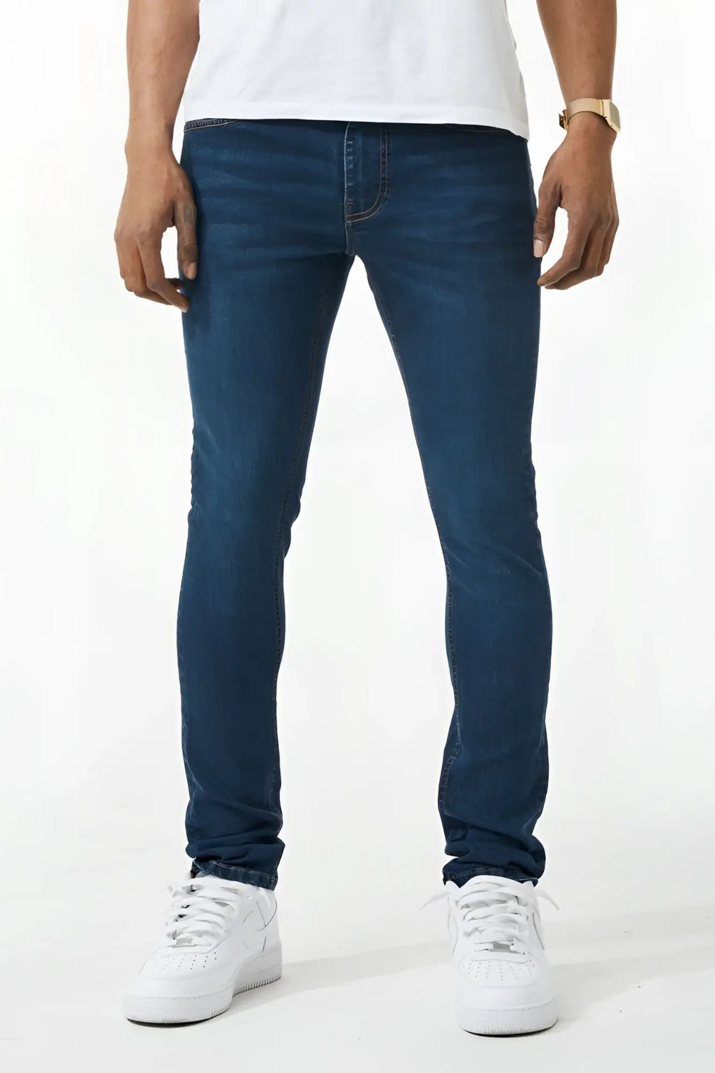 Skinny fit denim jeans in dark blue slim-fit with classic five-pocket design and subtle thigh fading