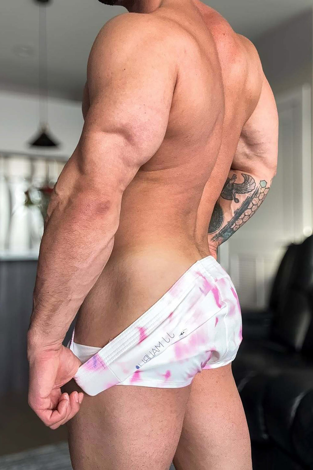 JJ Malibu Stretch-It 2" Short Shorts – Pink Tie-Dye