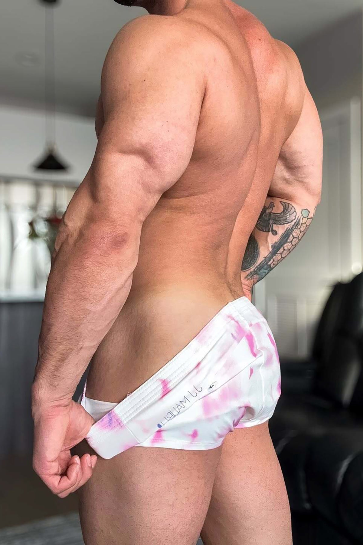 JJ Malibu Stretch-It 2" Short Shorts – Pink Tie-Dye