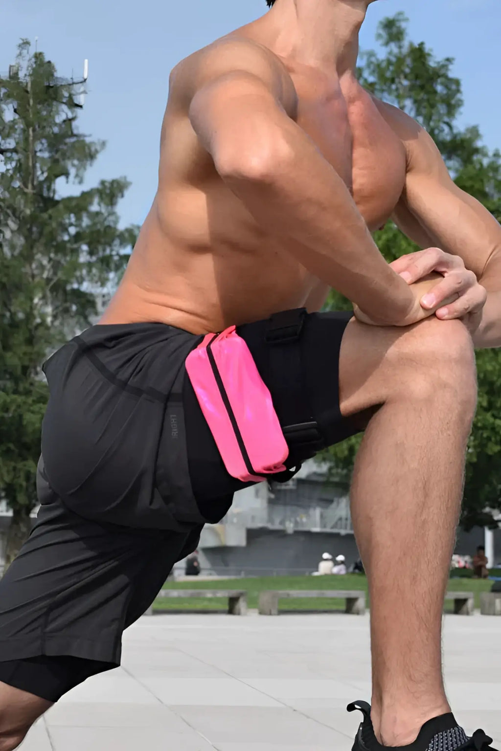 Ssb bag runing belt bright pink sleek fabric waist pouch with black trim and adjustable strap for running