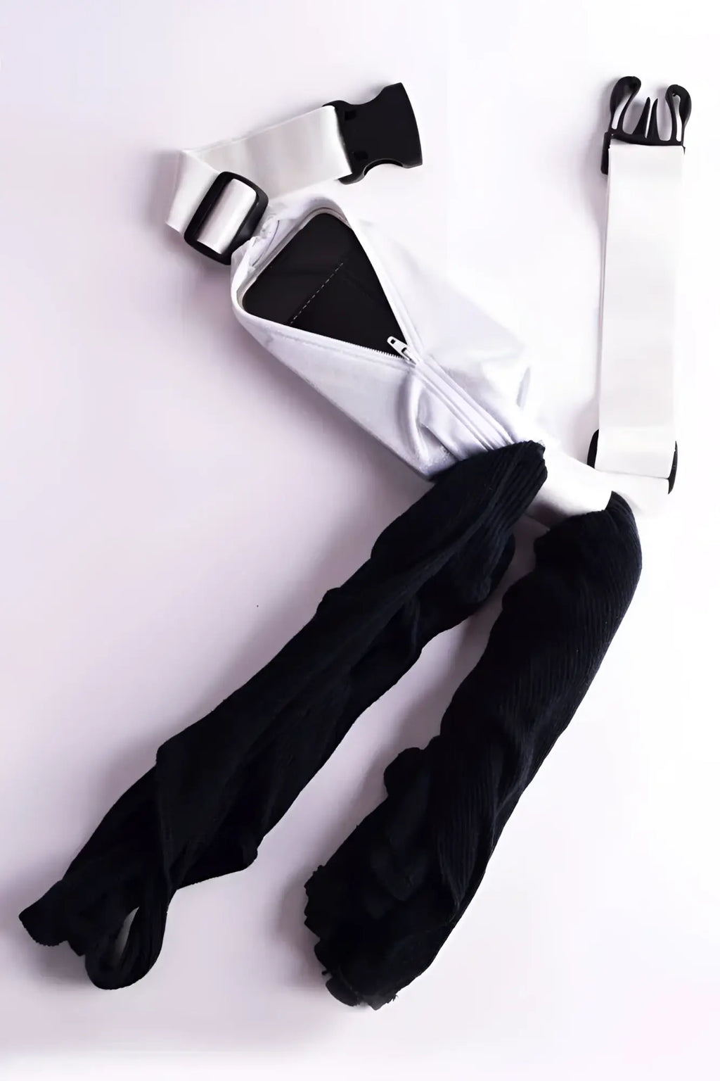 Ssbags running belt white nylon fanny pack with black zipper and adjustable straps for hands-free carrying