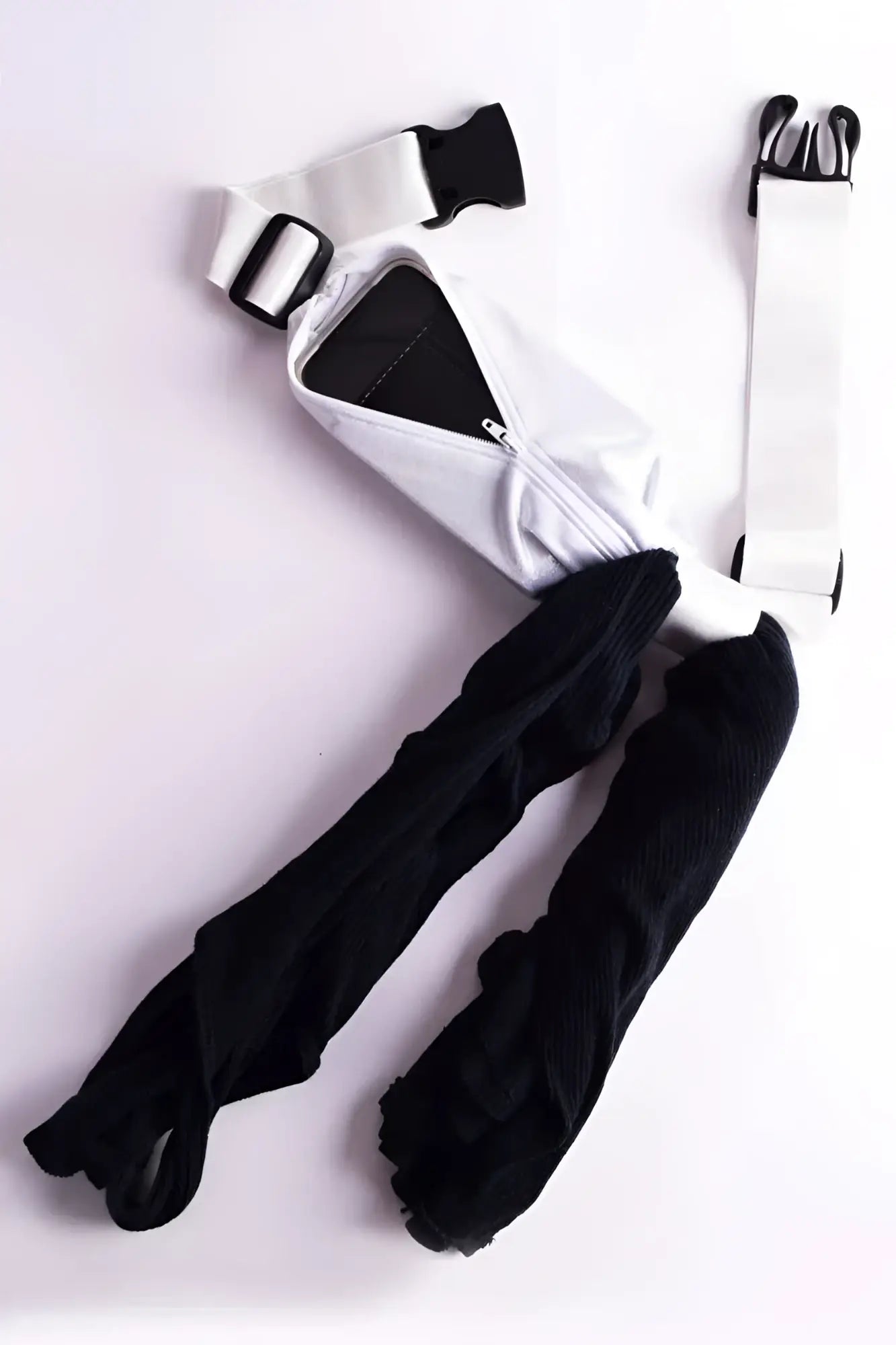 Ssbags running belt white nylon fanny pack with black zipper and adjustable straps for hands-free carrying