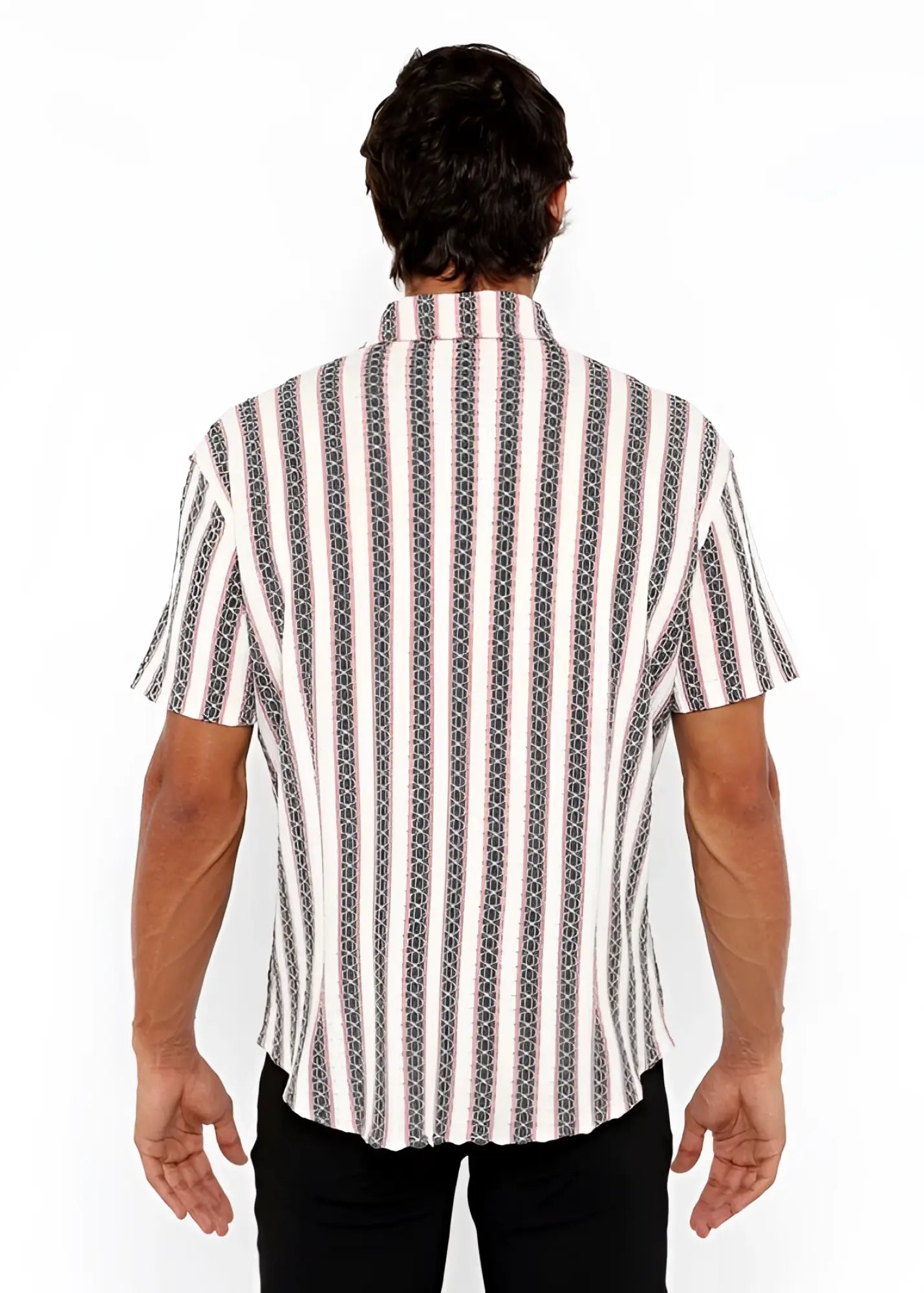 A man wearing a zigzag stripe open stretch knit shirt with vertical white black and gray chain-like patterns