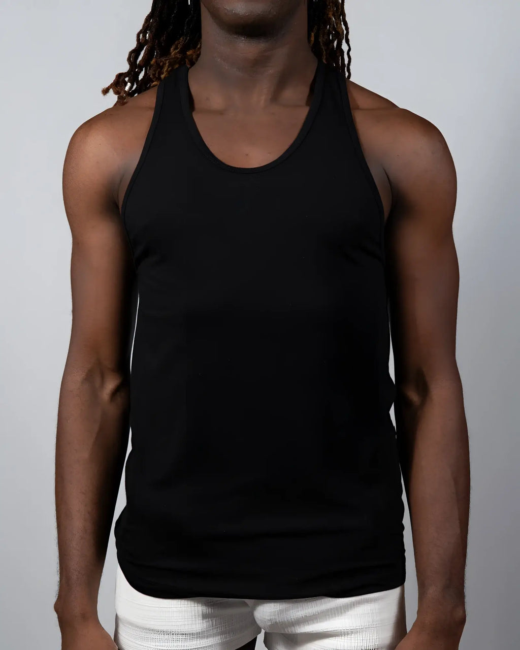 Black sleeveless tank top tulio solid tank with rounded neckline and fitted silhouette for casual wear
