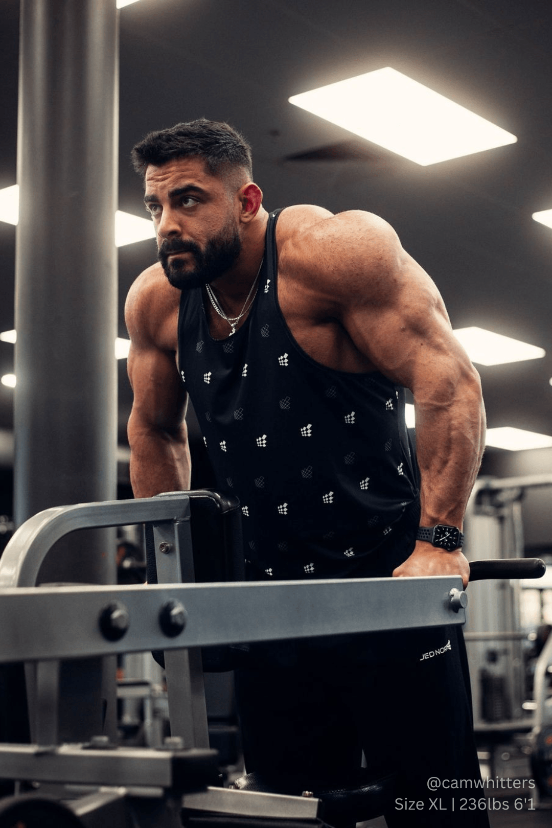 Jed North Graphic Muscle Stringer – Schwarzes JN-Logo