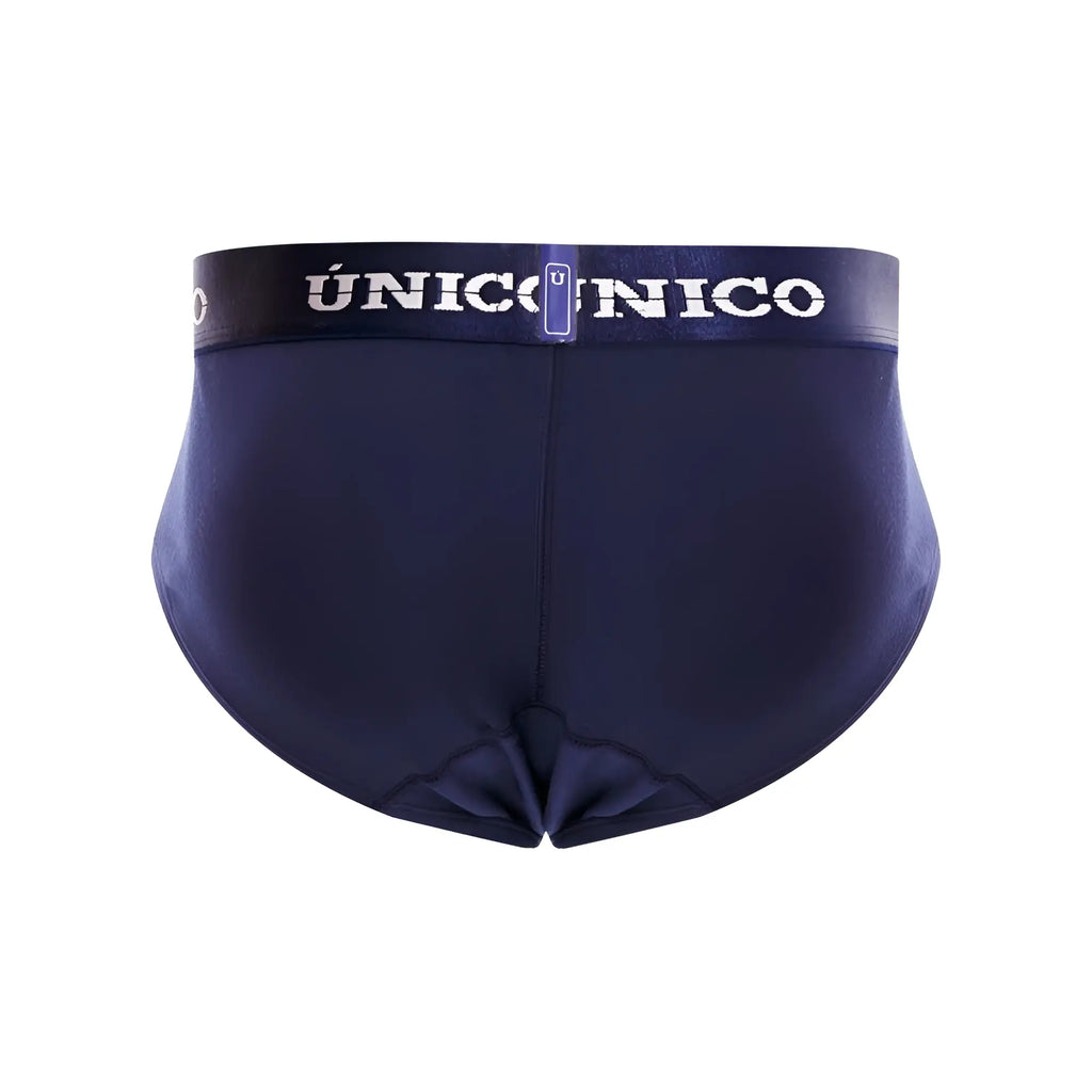 Navy blue uniconico men’s briefs with matching elastic waistband and white brand name lettering in color 82-dark blue