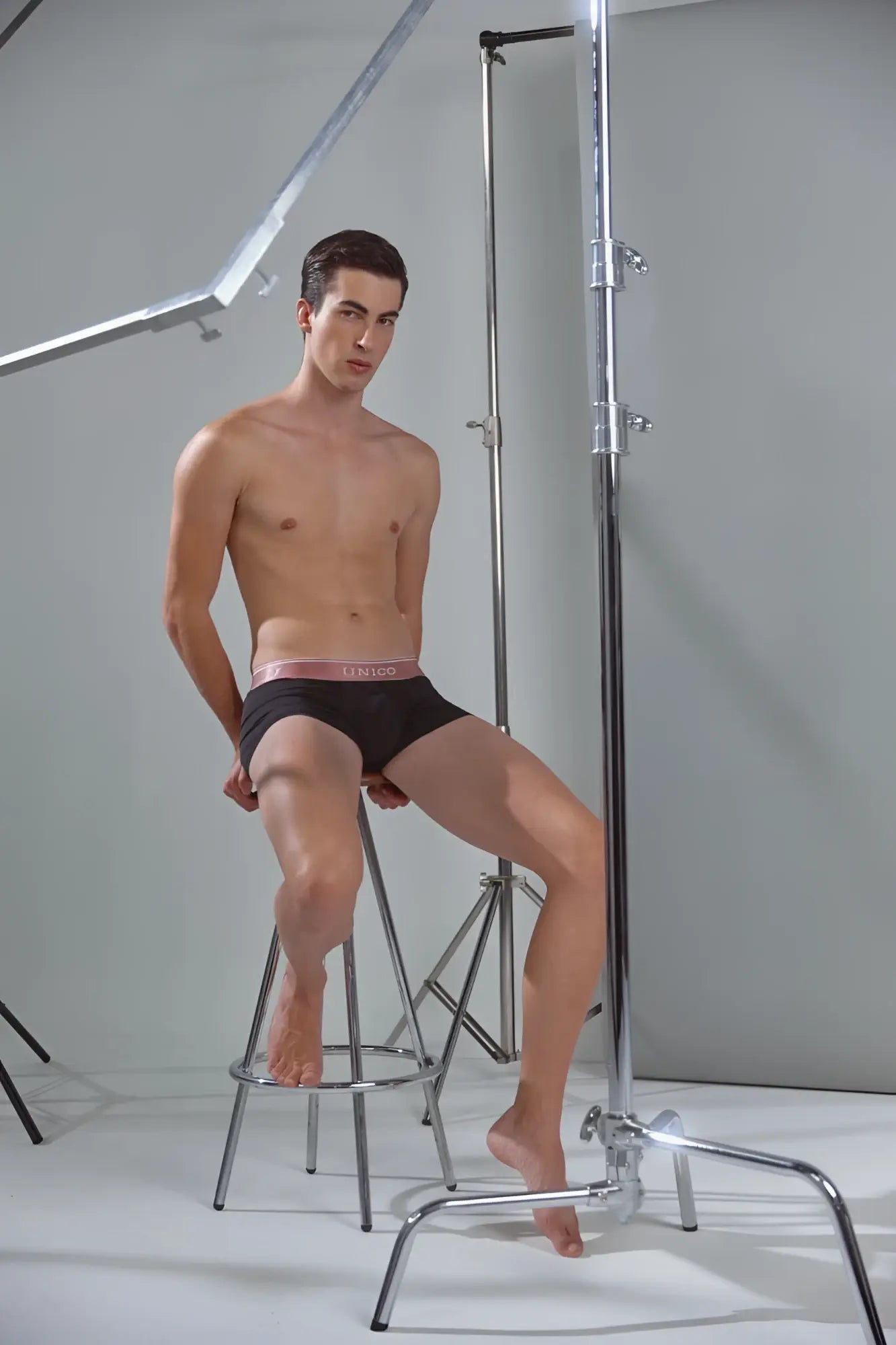Black calvin klein unico 24110100108 oro rosa trunks with pink waistband in black boxer briefs design