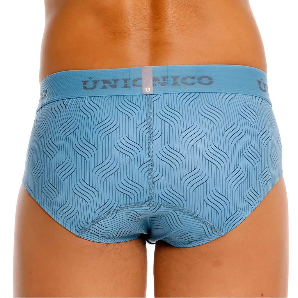 Light blue unionico lenoso briefs with subtle wavy line pattern featuring breathable soft fabric for everyday comfort