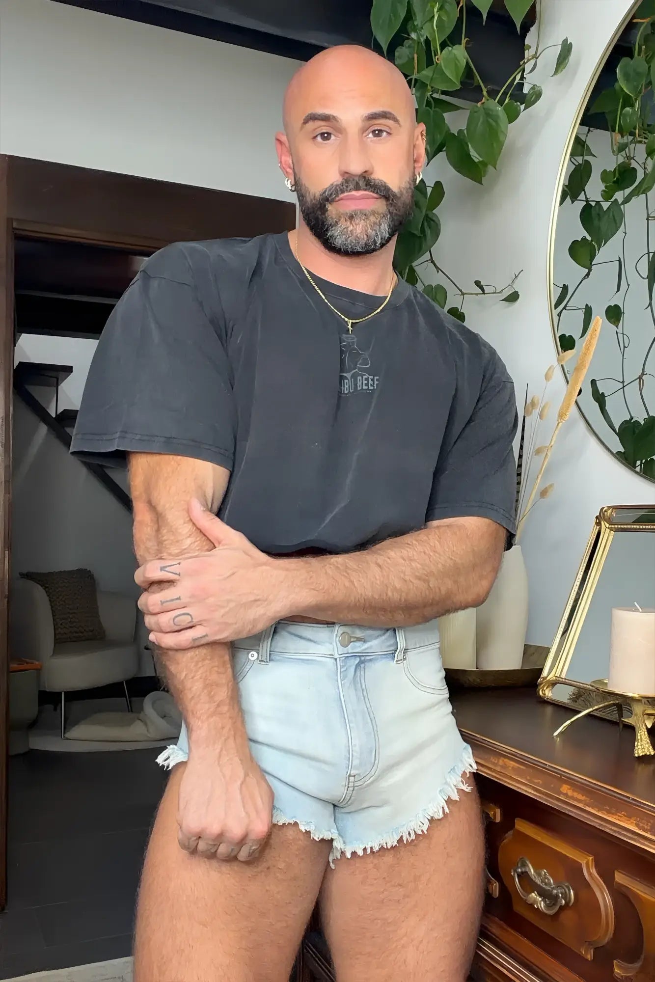Dark gray distressed cotton vintage-washed drop-shoulder crop tee with small embroidered logo on the chest beefcake