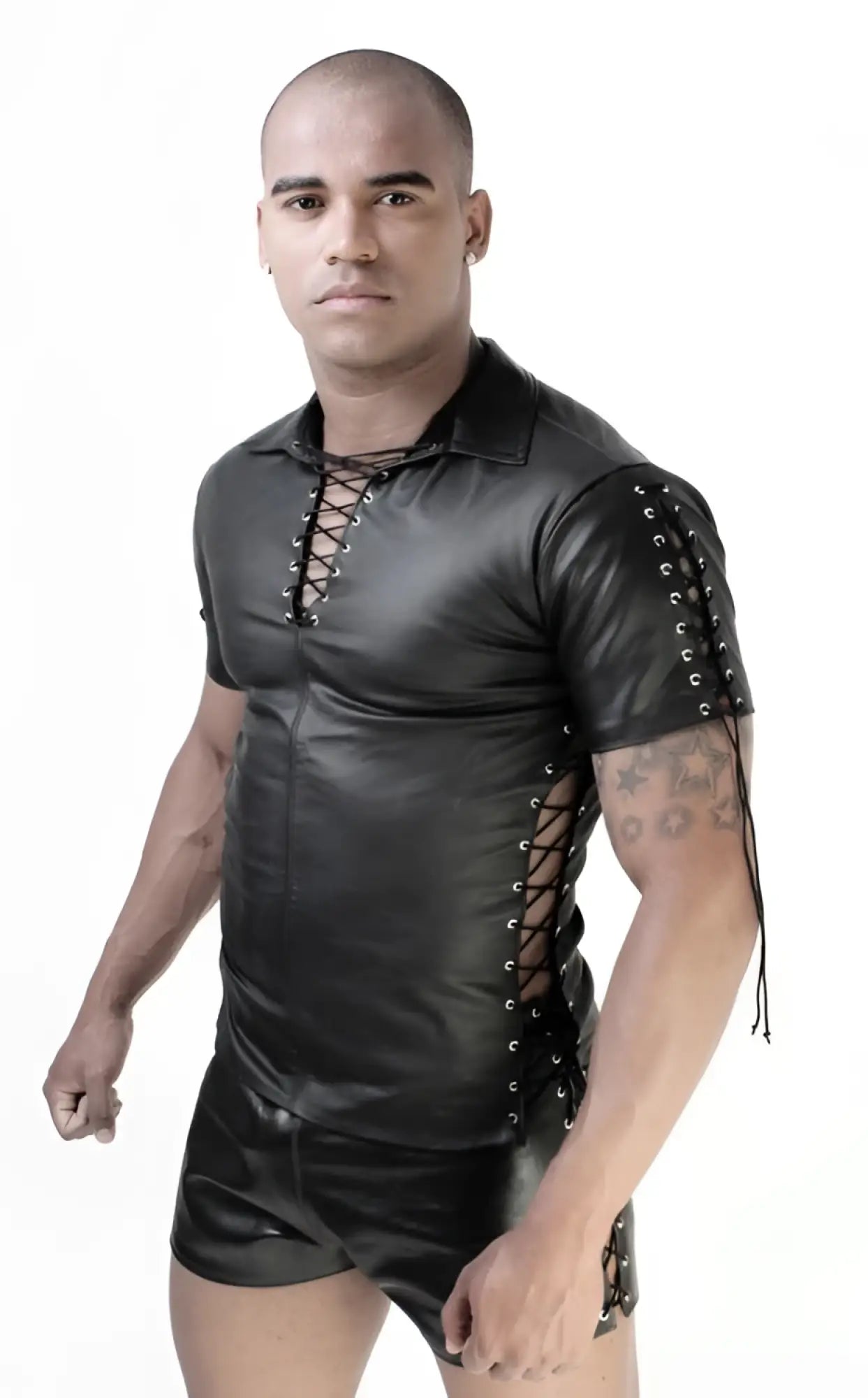 Black leather lace-up short-sleeved shirt with silver eyelets and matching shorts whip it leather size m