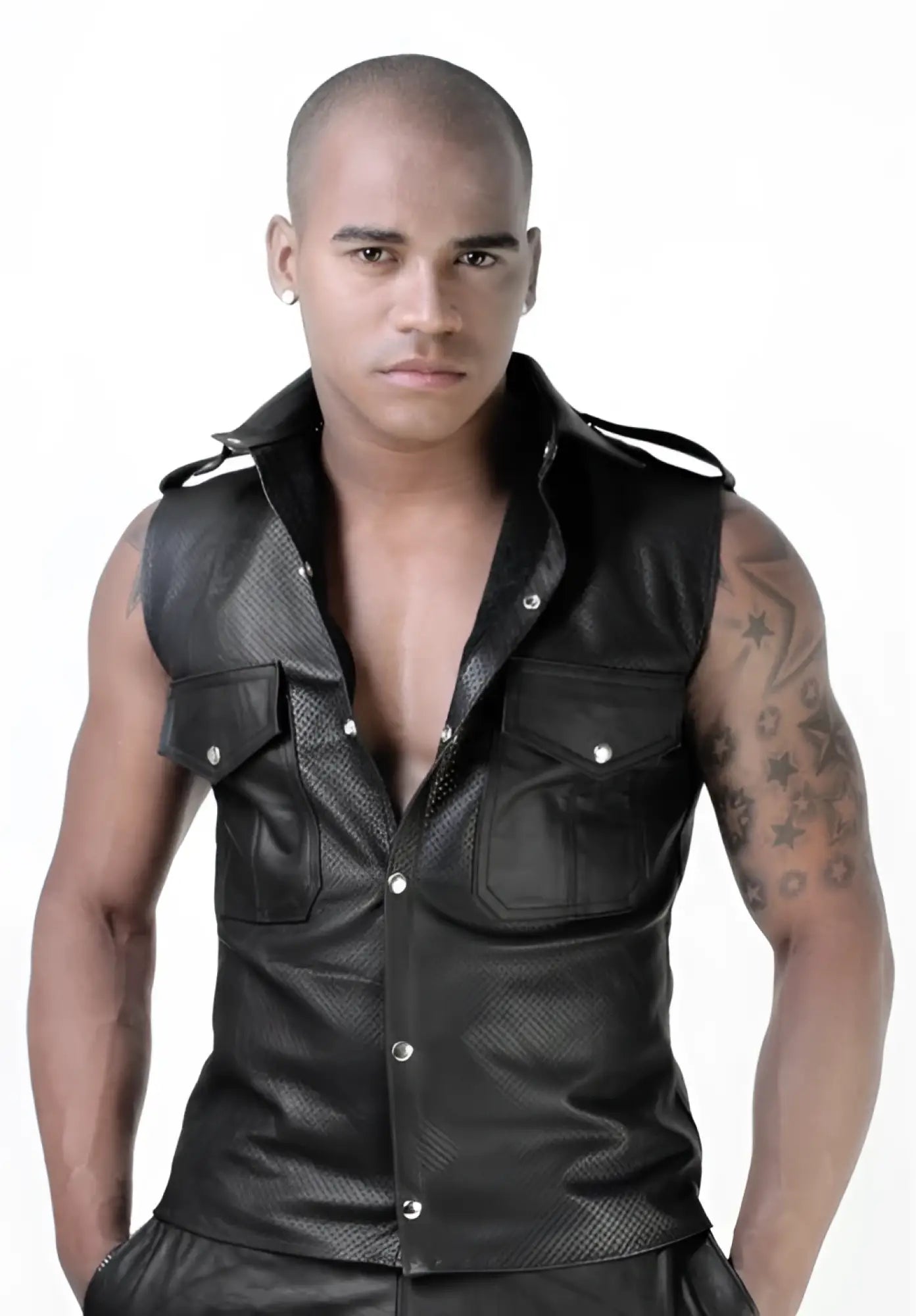 Black leather perforated sleeveless muscle shirt with silver buttons whip it leather sn7 size m
