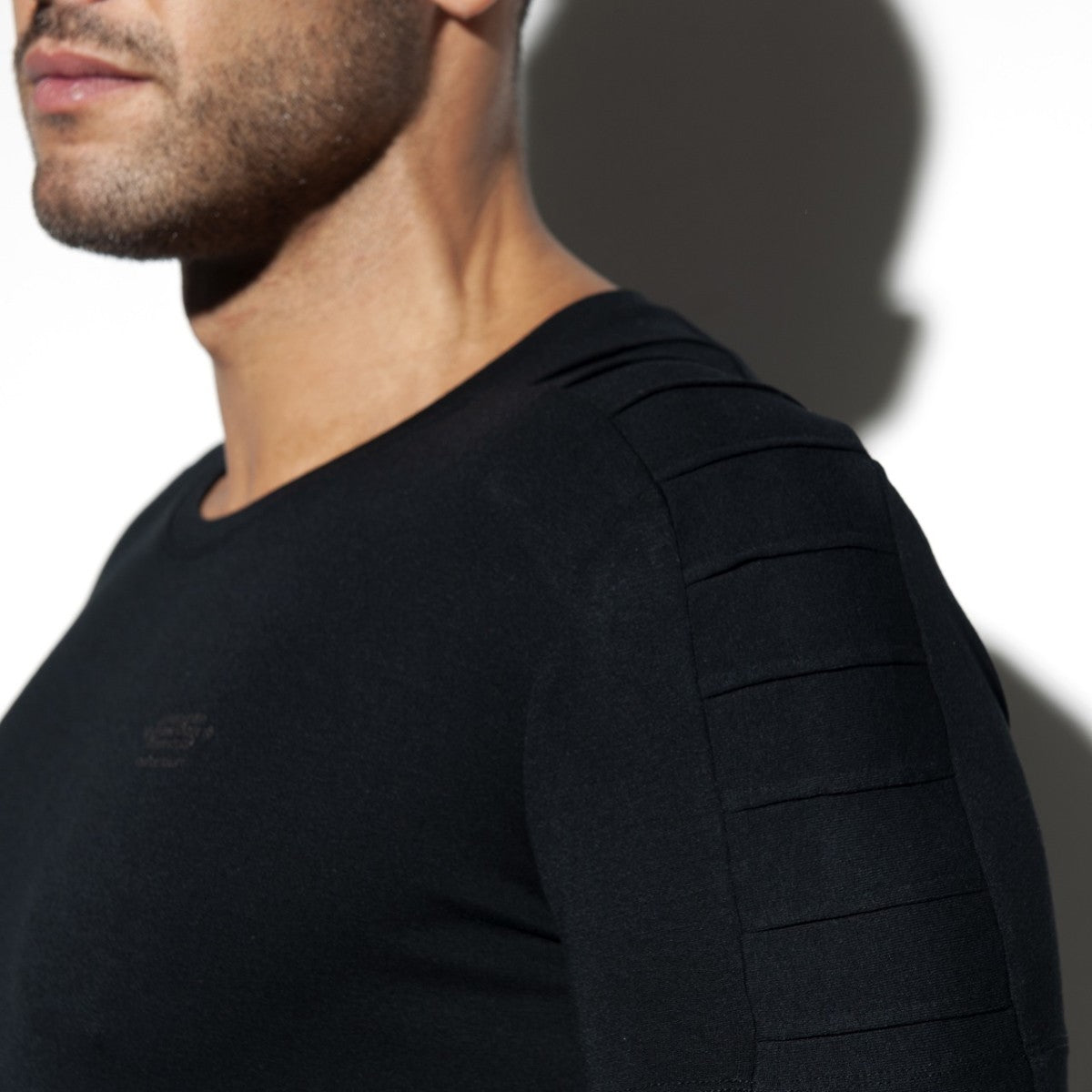 BASIC RAGLAN T-SHIRT - DealByEthan.gay loves ES Collection