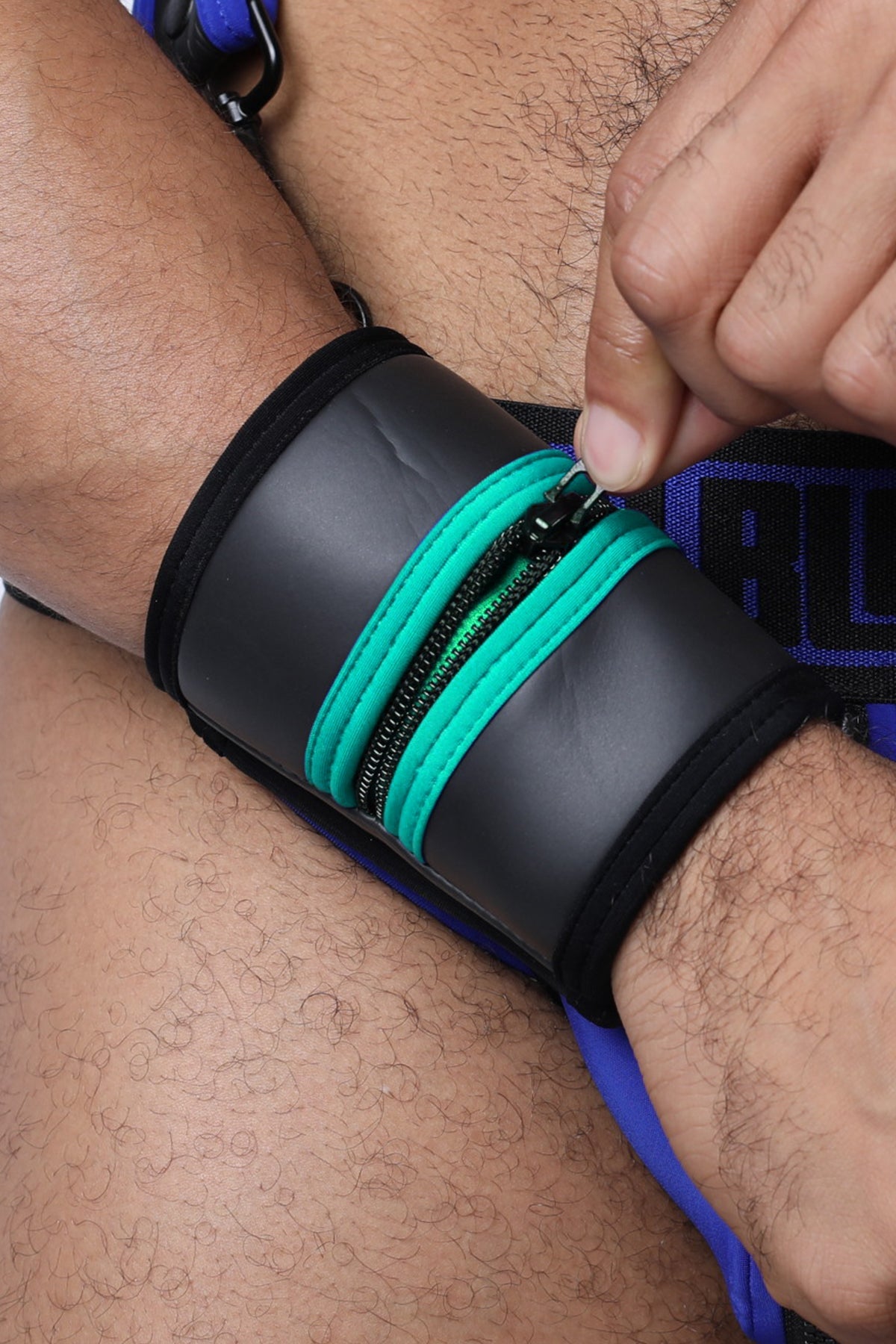 BUCKLE UP CUFF - AVAILABLE IN 5 COLORS - DealByEthan.gay