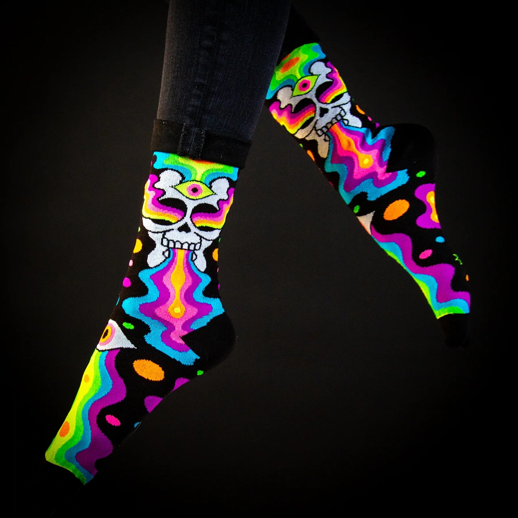 EYE OF THE DOOMED CREW SOCKS - DealByEthan.gay loves Gumball Poodle