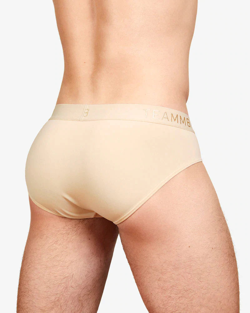 SKIN BRIEF - AMAZING - DealByEthan.gay loves Teamm8