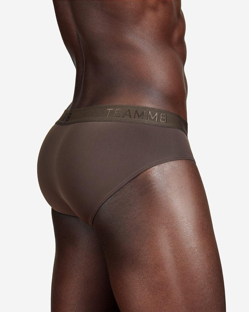 SKIN BRIEF - STUNNING - DealByEthan.gay loves Teamm8