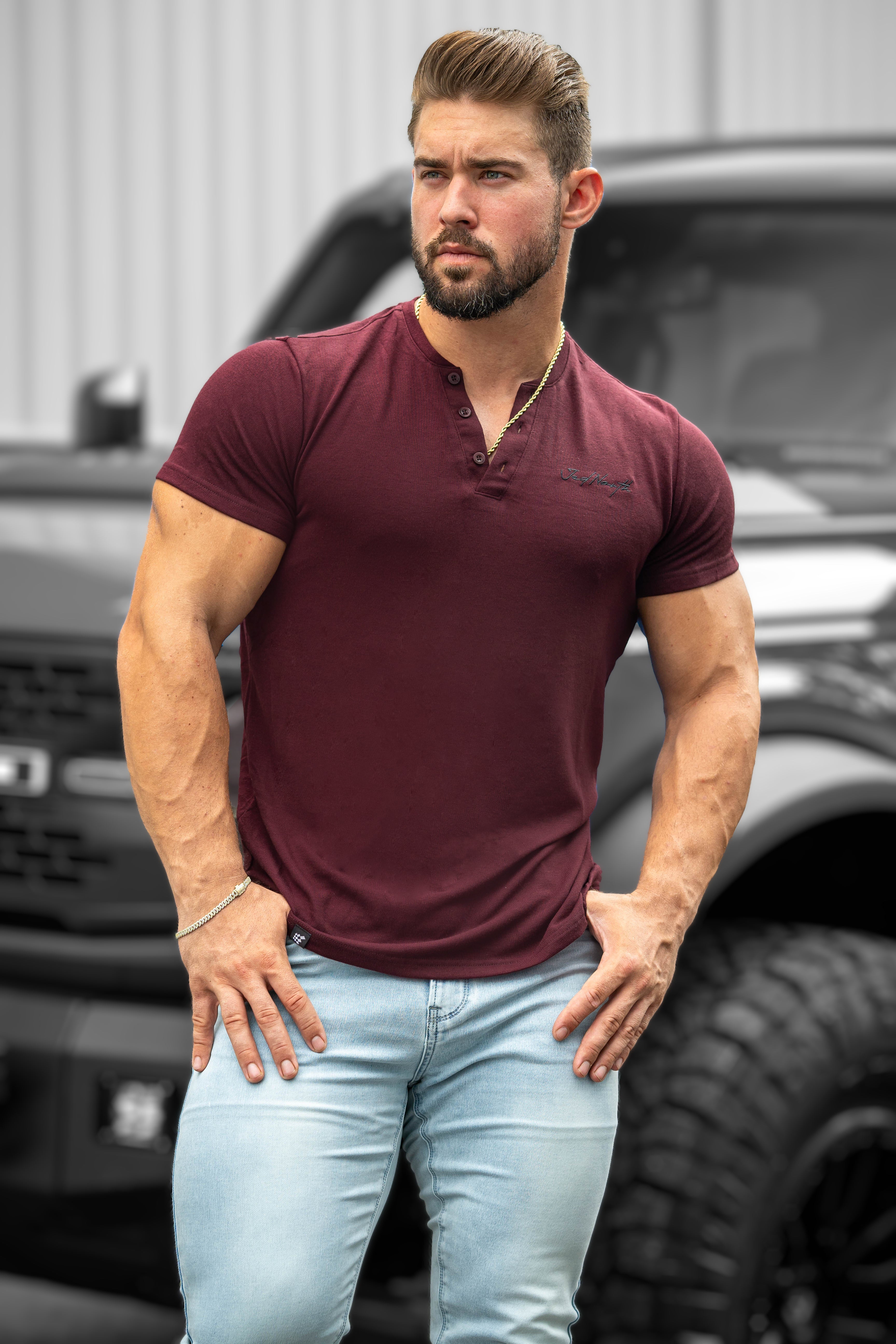 Camiseta Henley Muscle Fit - Granate